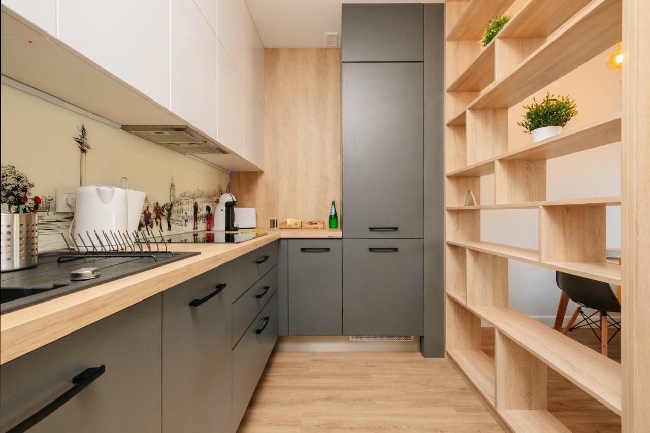 Stare Bielany 2-Bedroom Apartment Варшава Экстерьер фото