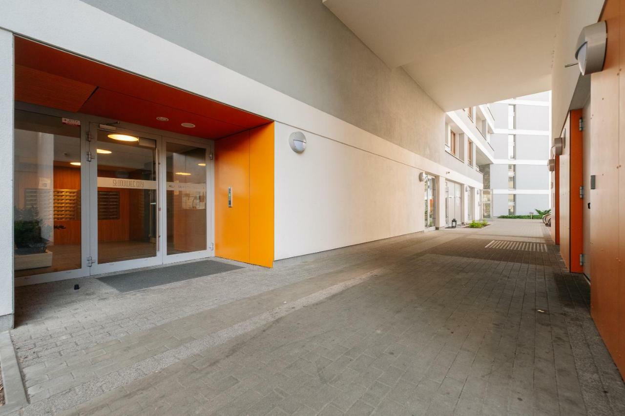 Stare Bielany 2-Bedroom Apartment Варшава Экстерьер фото